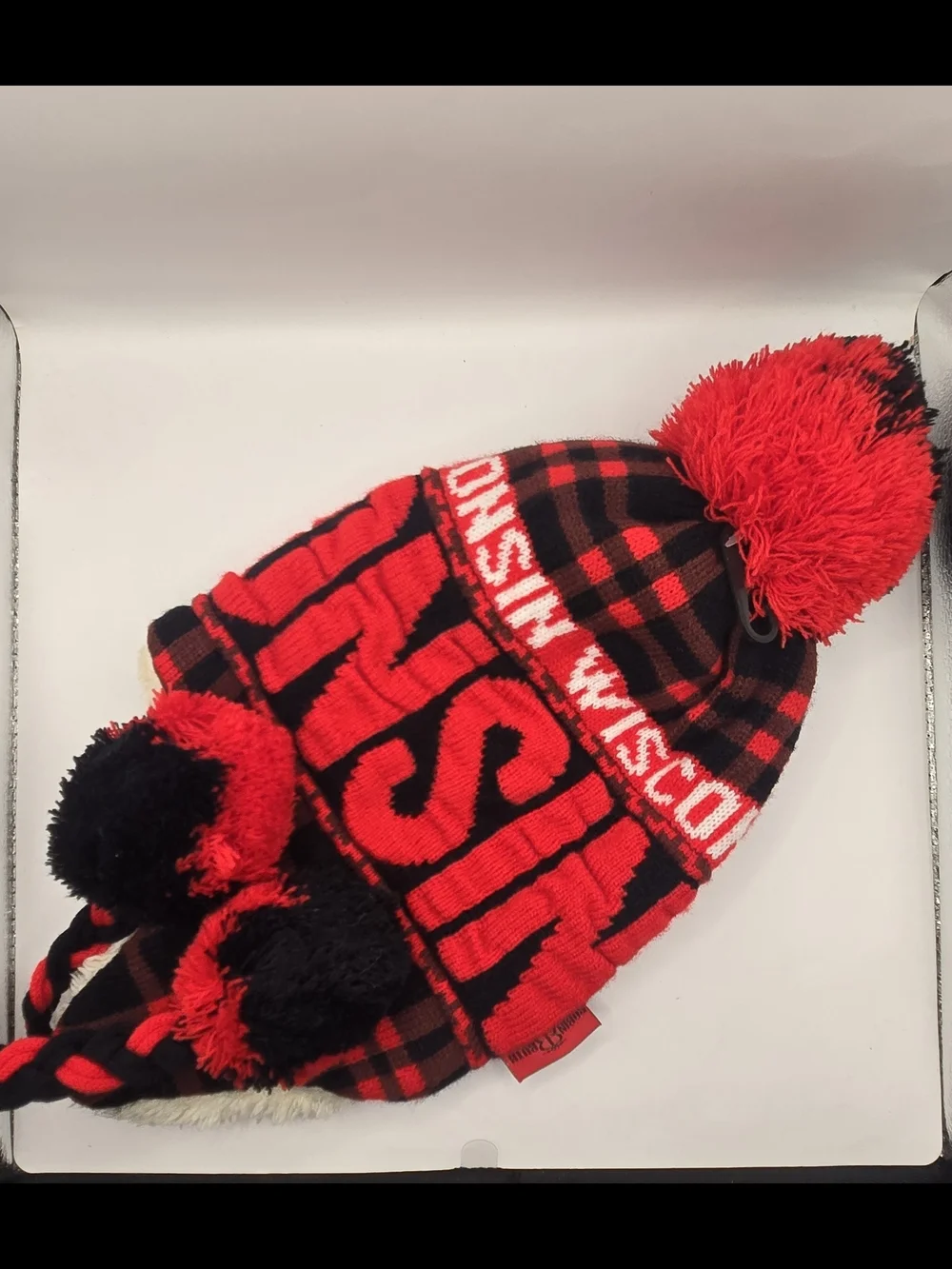 NWT: Robin Ruth Wisconsin Trapper Hat Red Black Plaid Pom Ear Flap Sherpa Lined.